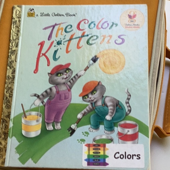 🚂  The Little Engine That Could 🚂Board Book 2012 - Picture 10 of 16